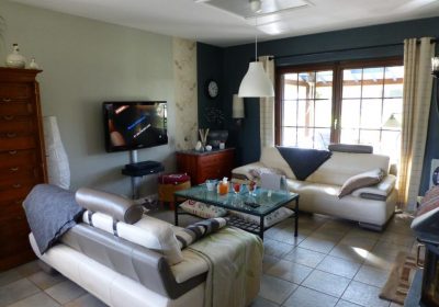 Pose de plafond tendu dans un séjour