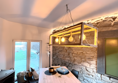 Installation d’un grand plafond tendu blanc mat et gorge lumineuse