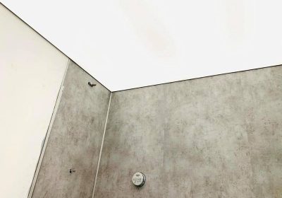 Installation d’un plafond tendu lumineux