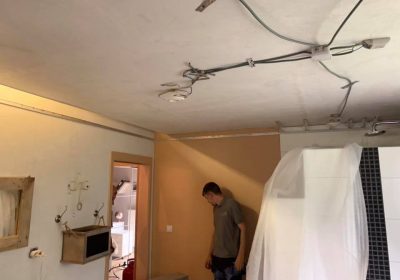 Plafond tendu installation salle de bains